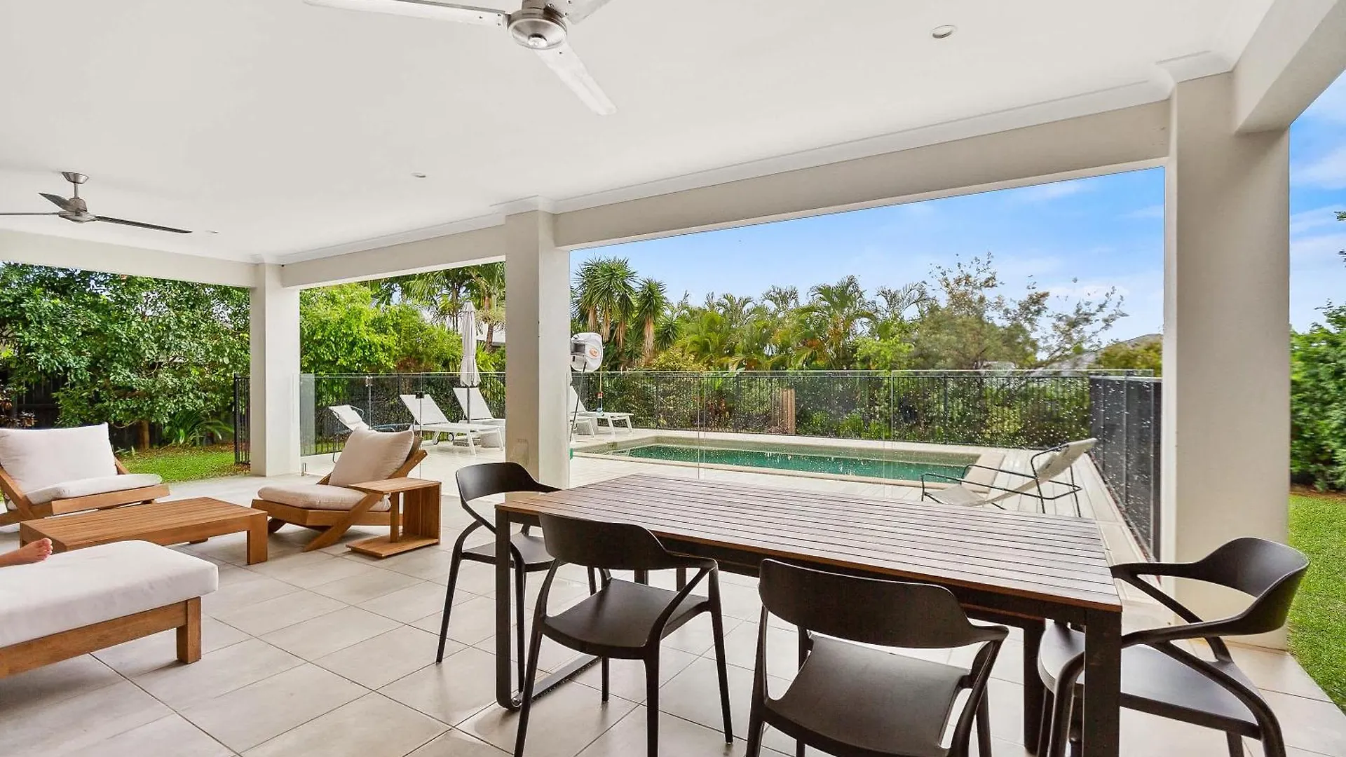 Holiday home Cove Retreat Villa Palm Cove Australia