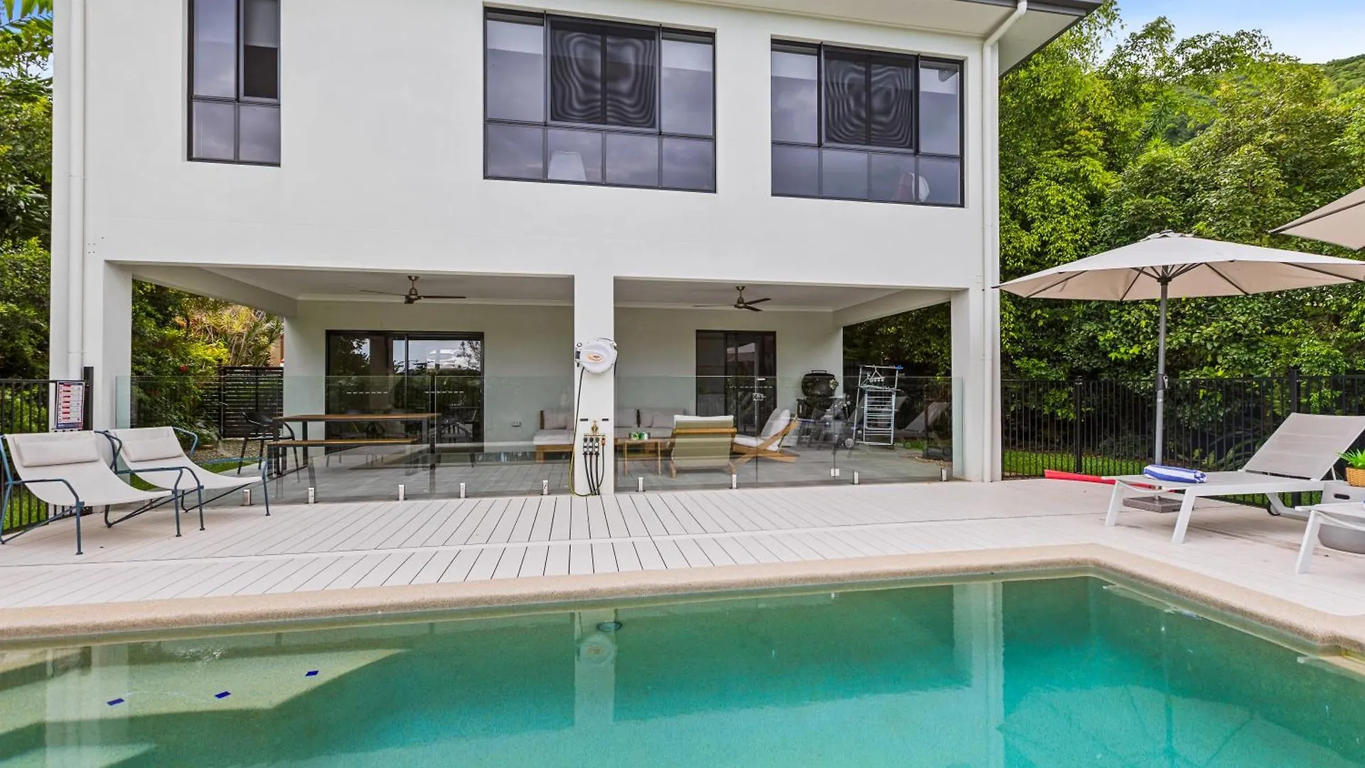 Cove Retreat Villa Palm Cove Holiday home